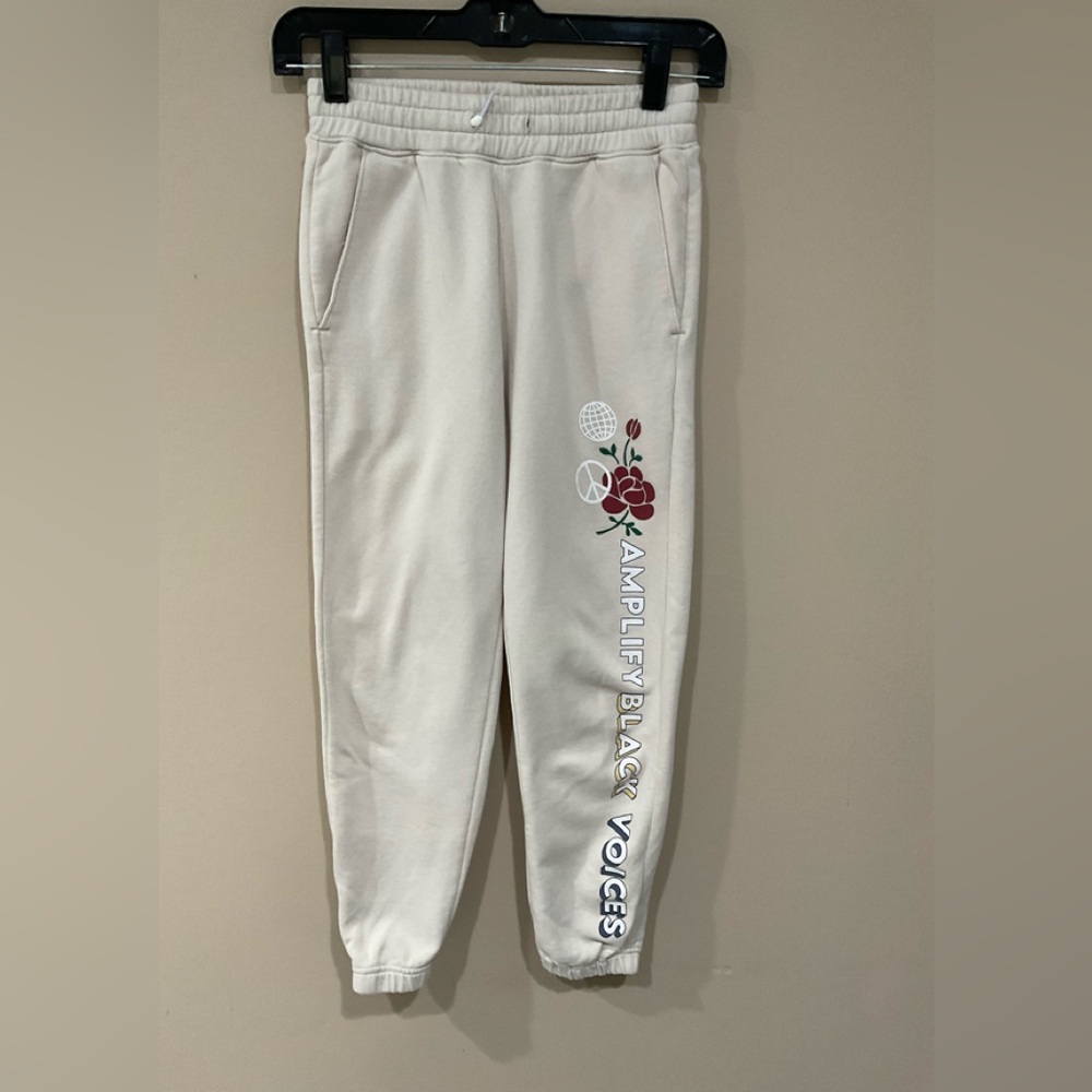 🍏🍏 Abercrombie Kids Fleece Lined Cream Sweatpants, Size 9-10